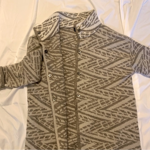 Cynthia Rowley Sweater Coat - Picture 10 of 10